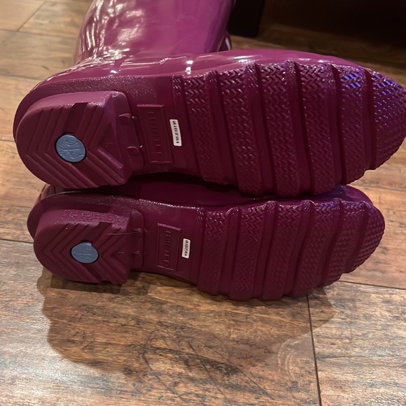 Original Tall Gloss Rain Boot - Magenta - Picture 3 of 5